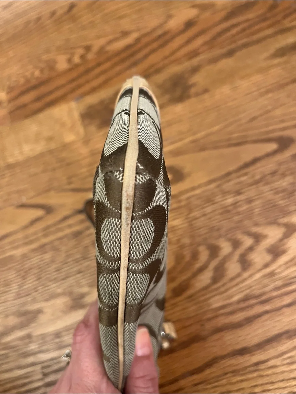 Vintage Y2K Coach signature fabric pleated wristlet with leather trim